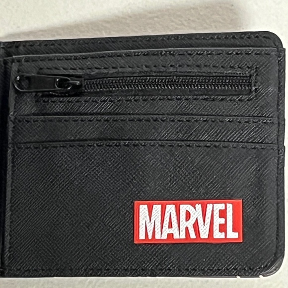 Spiderman Pleather Wallet New Red Black Marvel Comics Christmas Stocking Stuffer - Picture 6 of 8